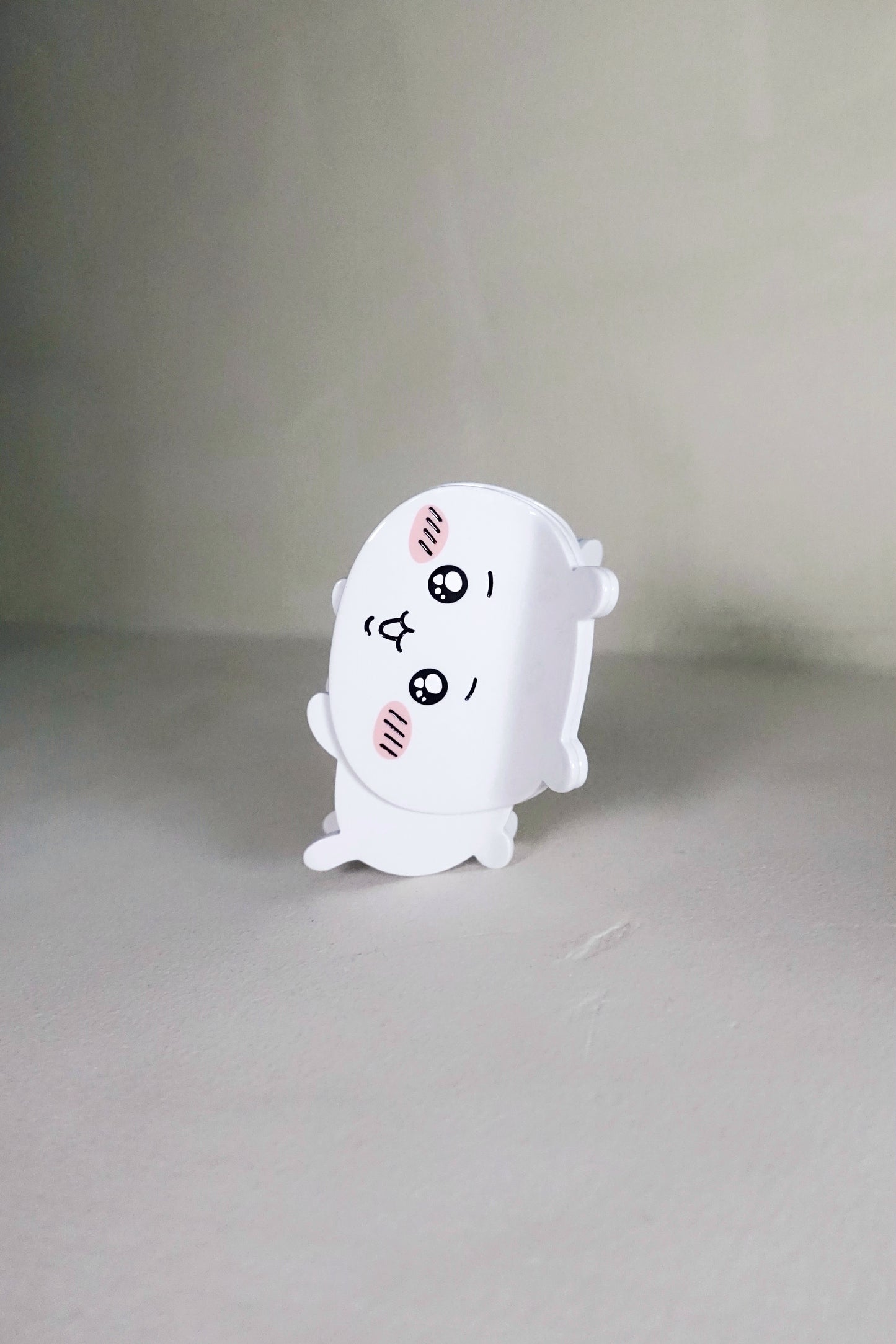Chiika Hair Claw Clip