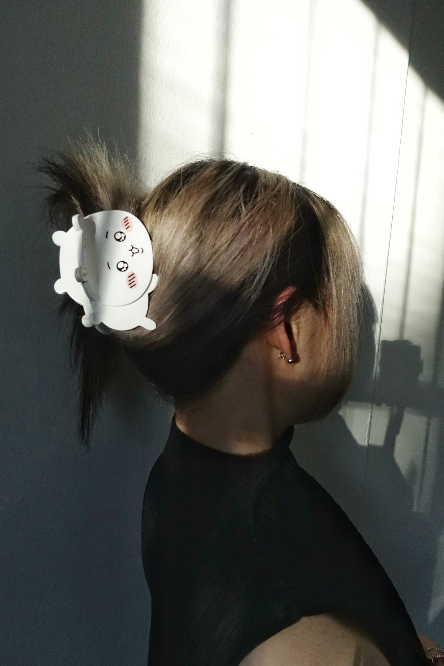 Chiika Hair Claw Clip