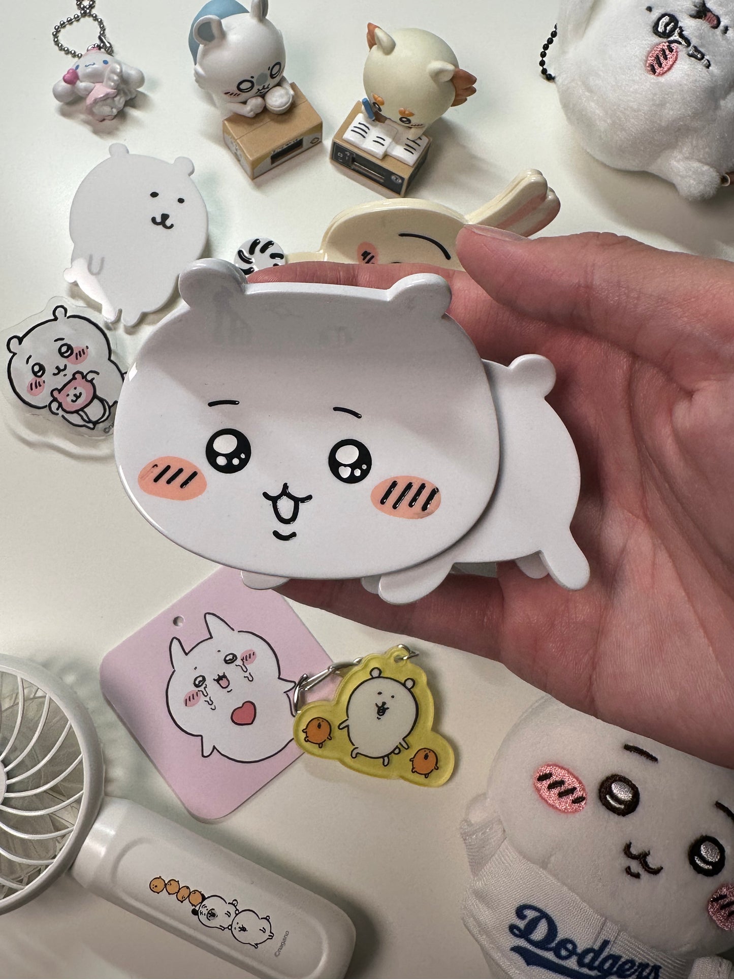 Chiika Hair Claw Clip