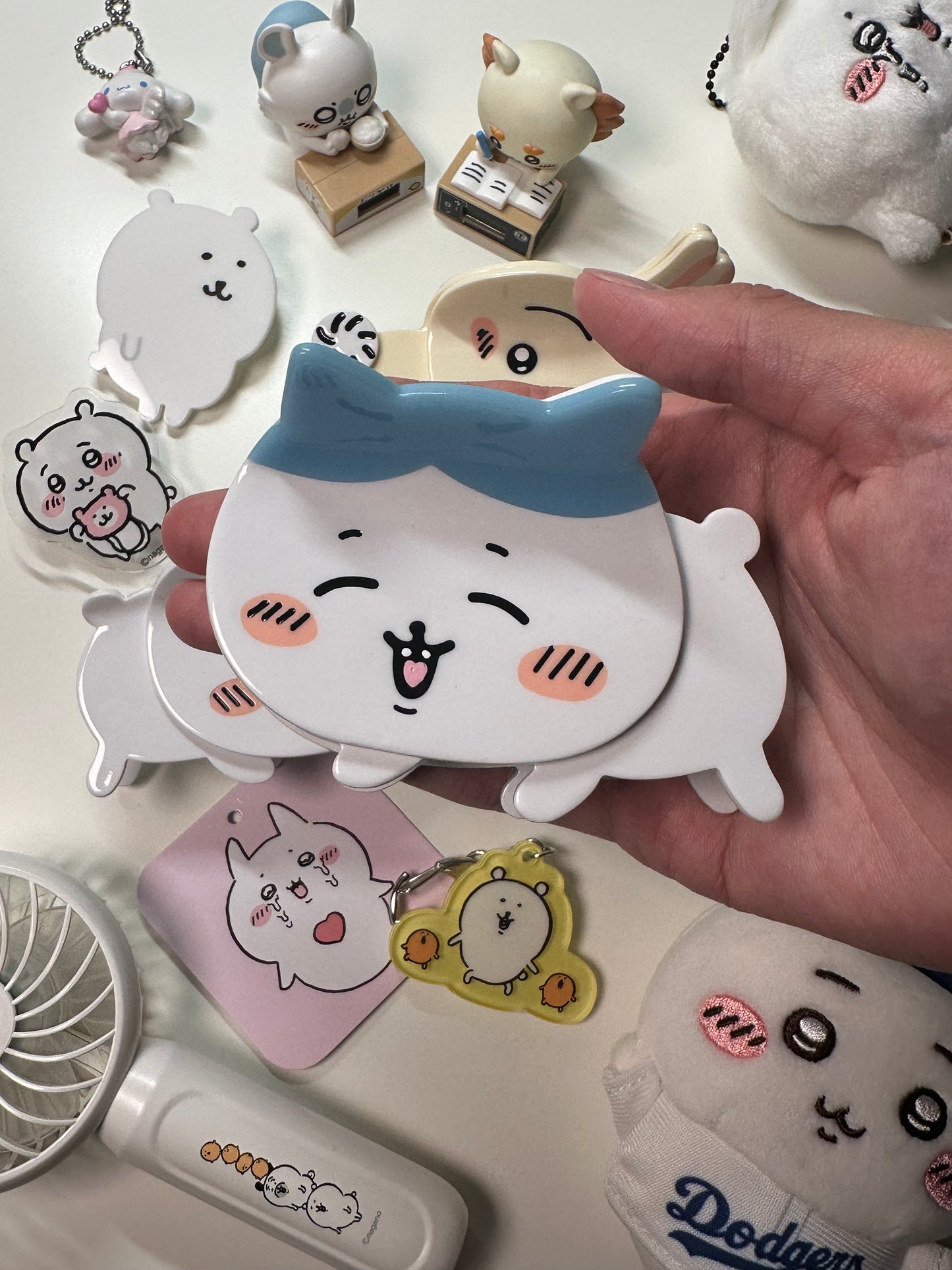 Hachi Hair Claw Clip